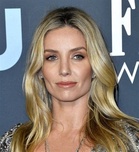 annabelle wallis net worth